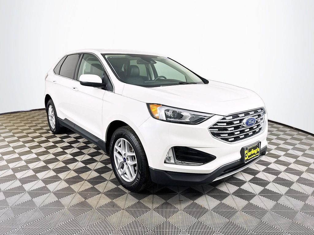 2022 Ford Edge SEL AWD's photo