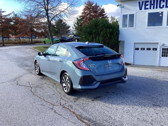 2019 Honda Civic Hatchback LX photo 4