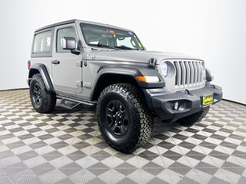 2019 Jeep Wrangler Sport's photo