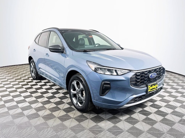2023 Ford Escape ST-Line (Darling's Certified) SUV