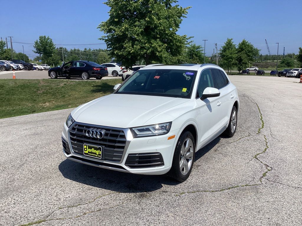 2018 Audi Q5 2.0T quattro S tronic Premium Plus's photo