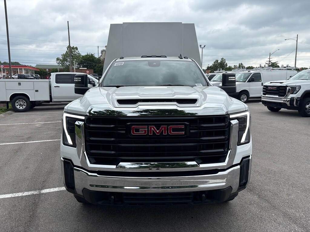 New 2025 GMC Sierra 3500 HD Chassis Cab Pro Truck