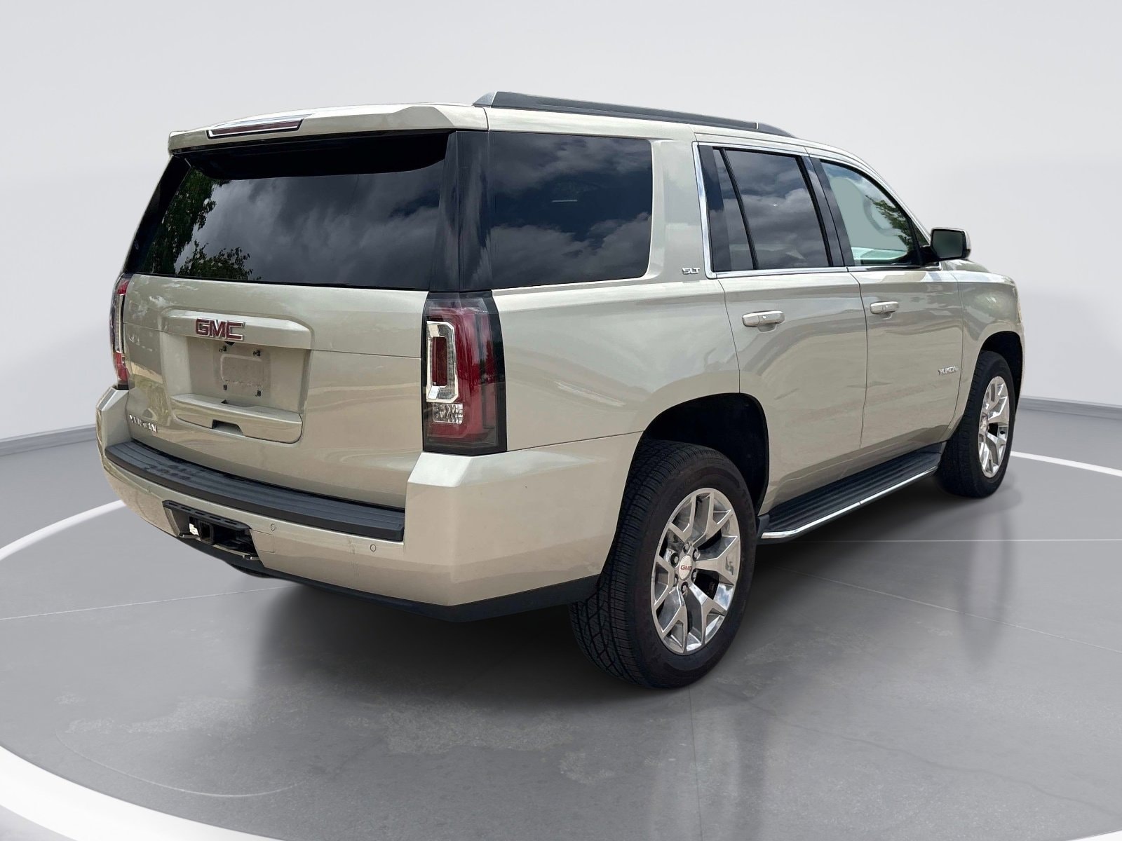 2015 GMC Yukon SLT photo 6