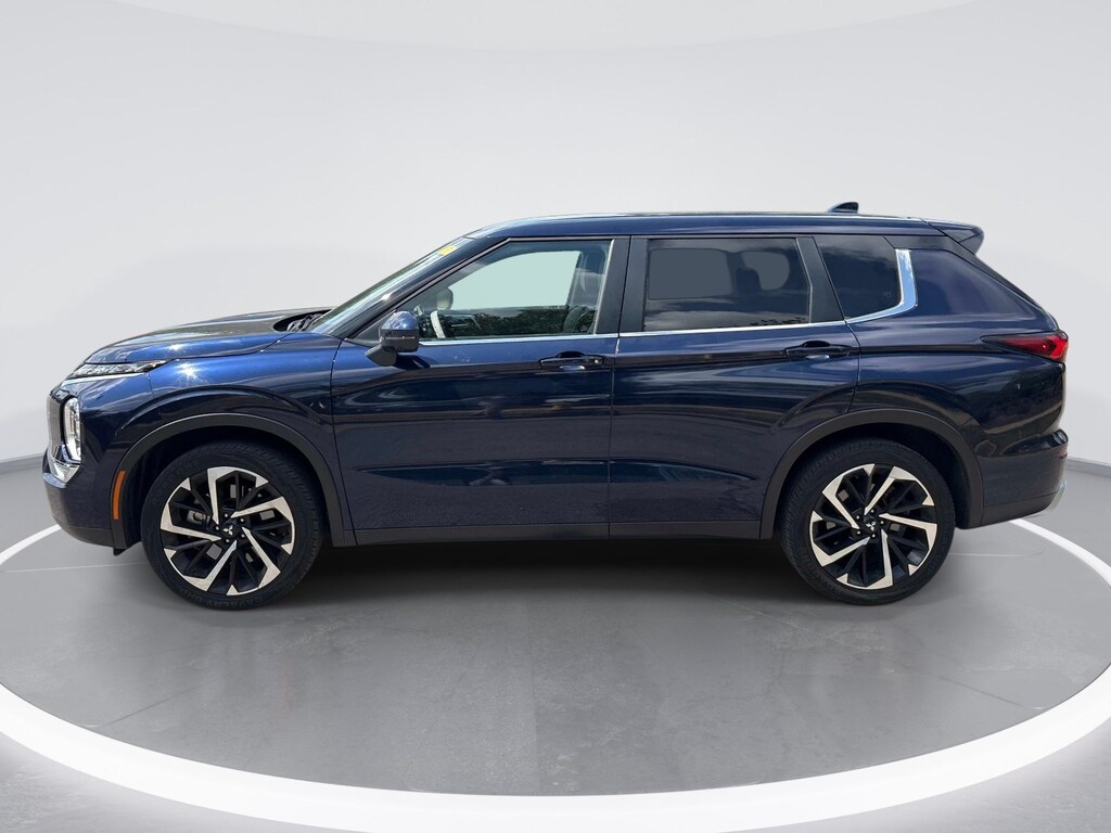 Used 2024 Mitsubishi Outlander SE 2.5 2WD SUV
