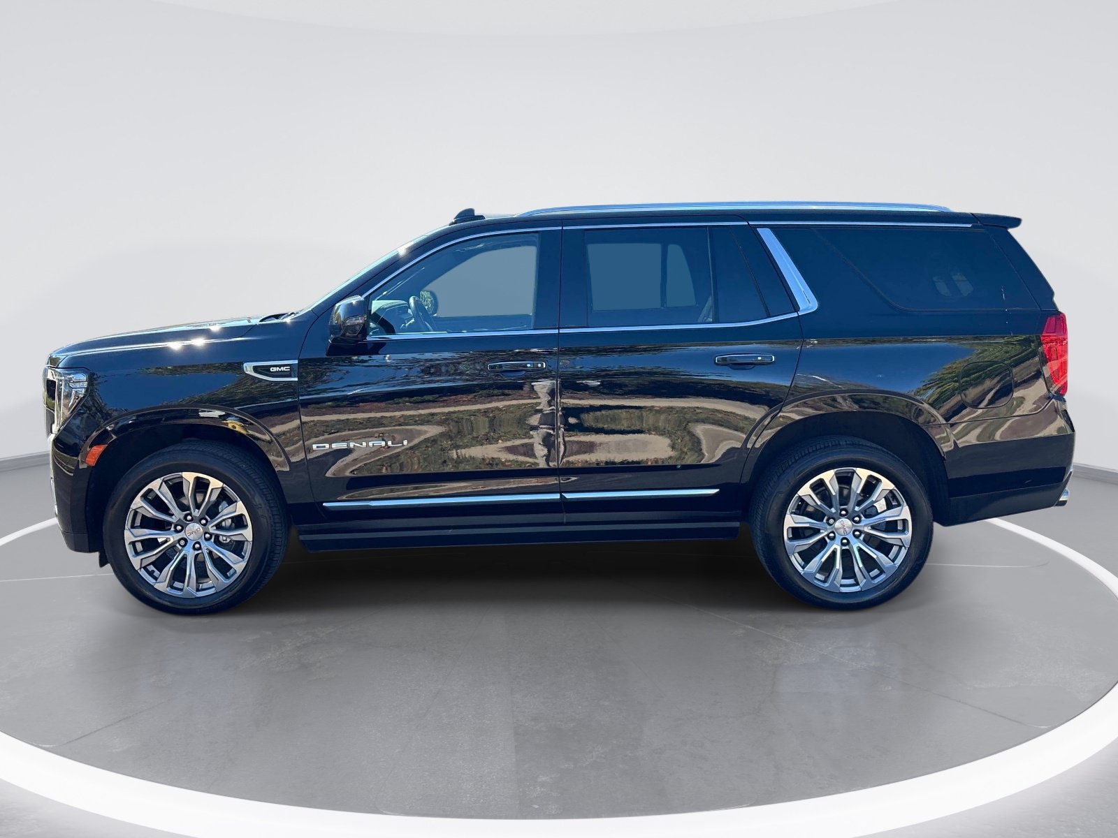 Used 2021 GMC Yukon Denali SUV