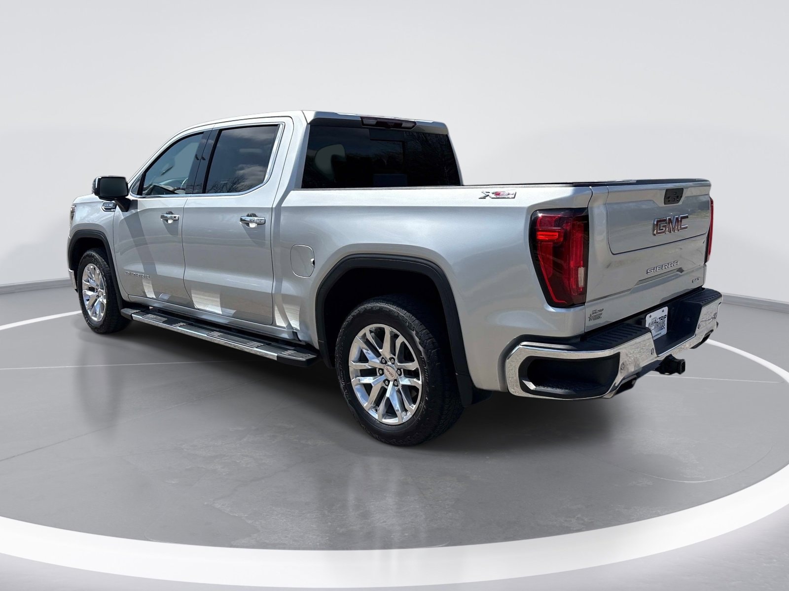 2020 GMC Sierra 1500 SLT photo 4
