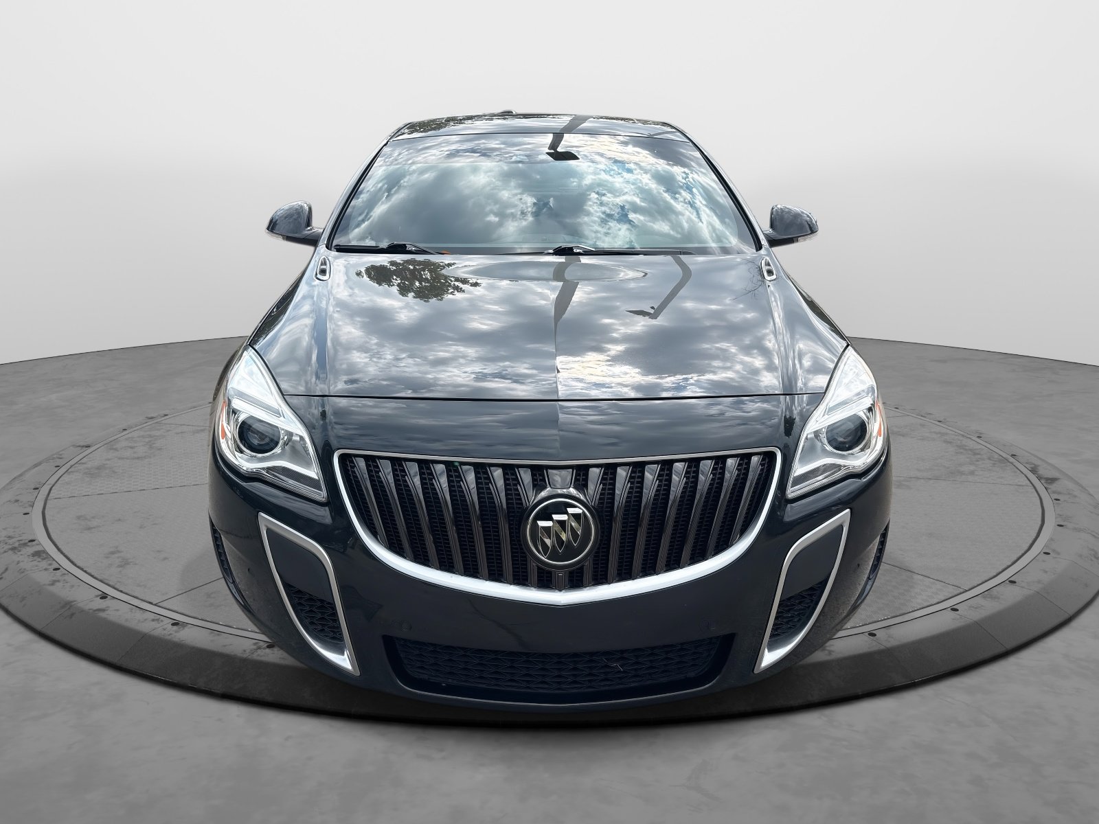 2016 Buick Regal Turbo GS photo 2
