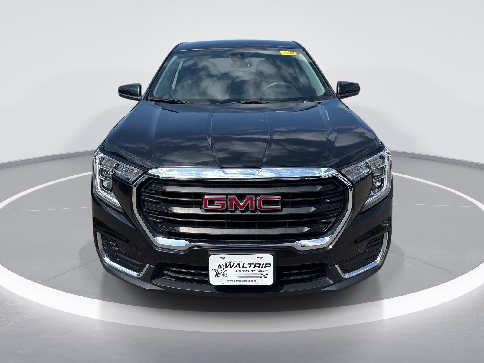 Used 2024 GMC Terrain SLE SUV