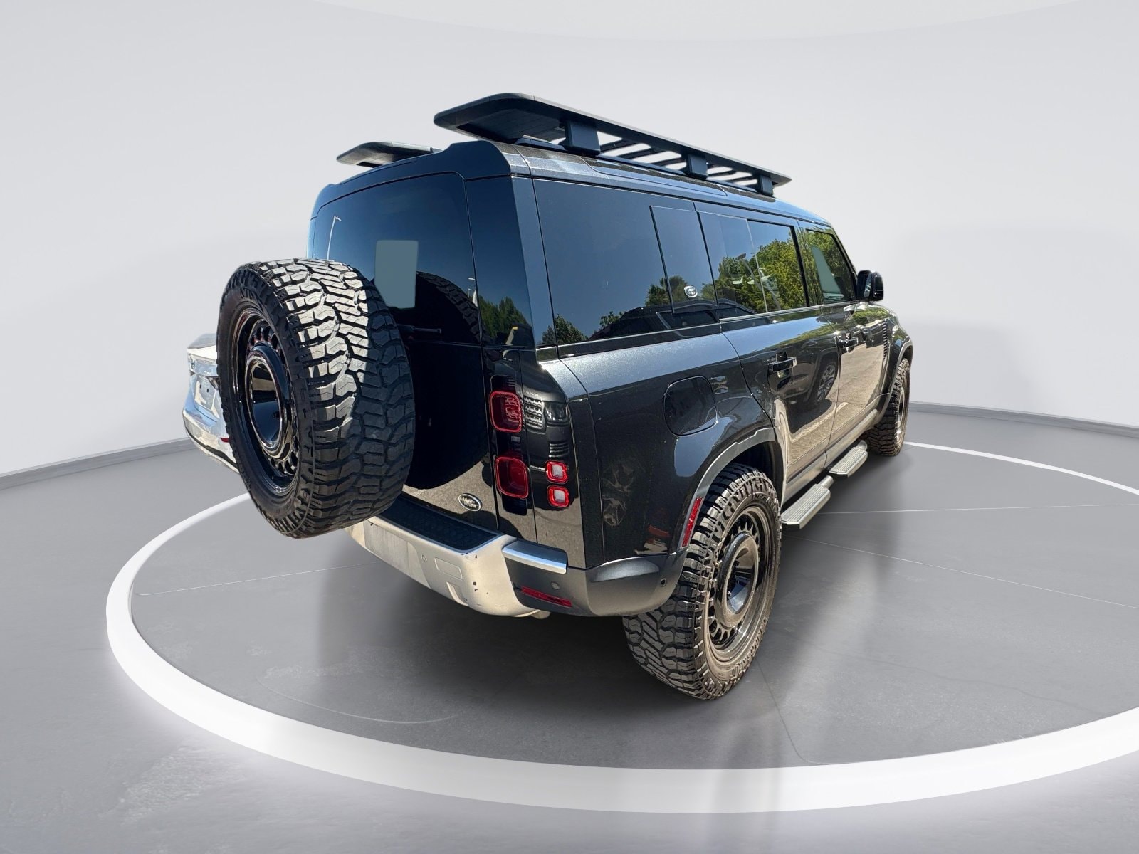 2022 Land Rover Defender 110 S photo 6