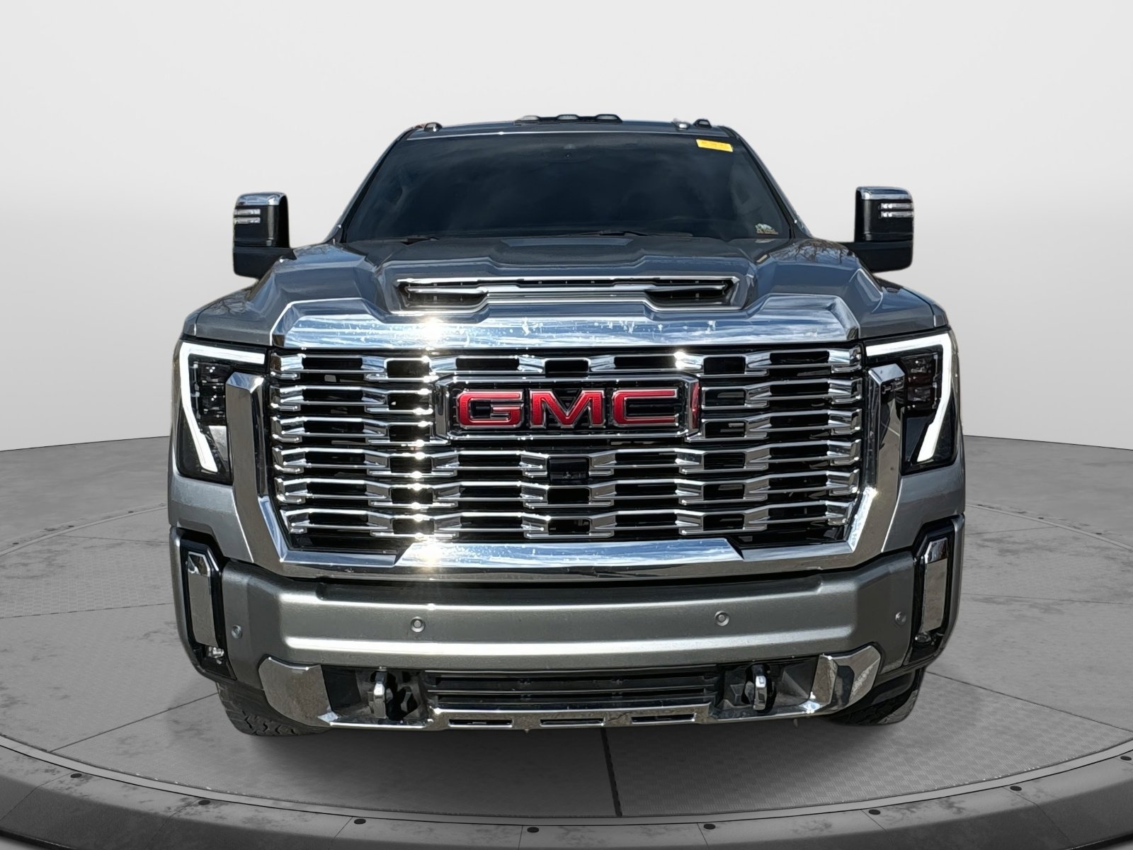 2024 Gmc Sierra HD Denali photo 2