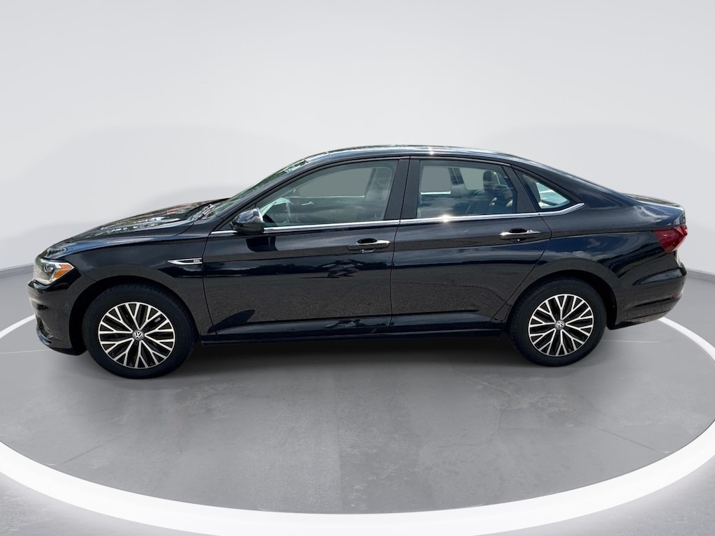 Used 2019 Volkswagen Jetta SEL Sedan