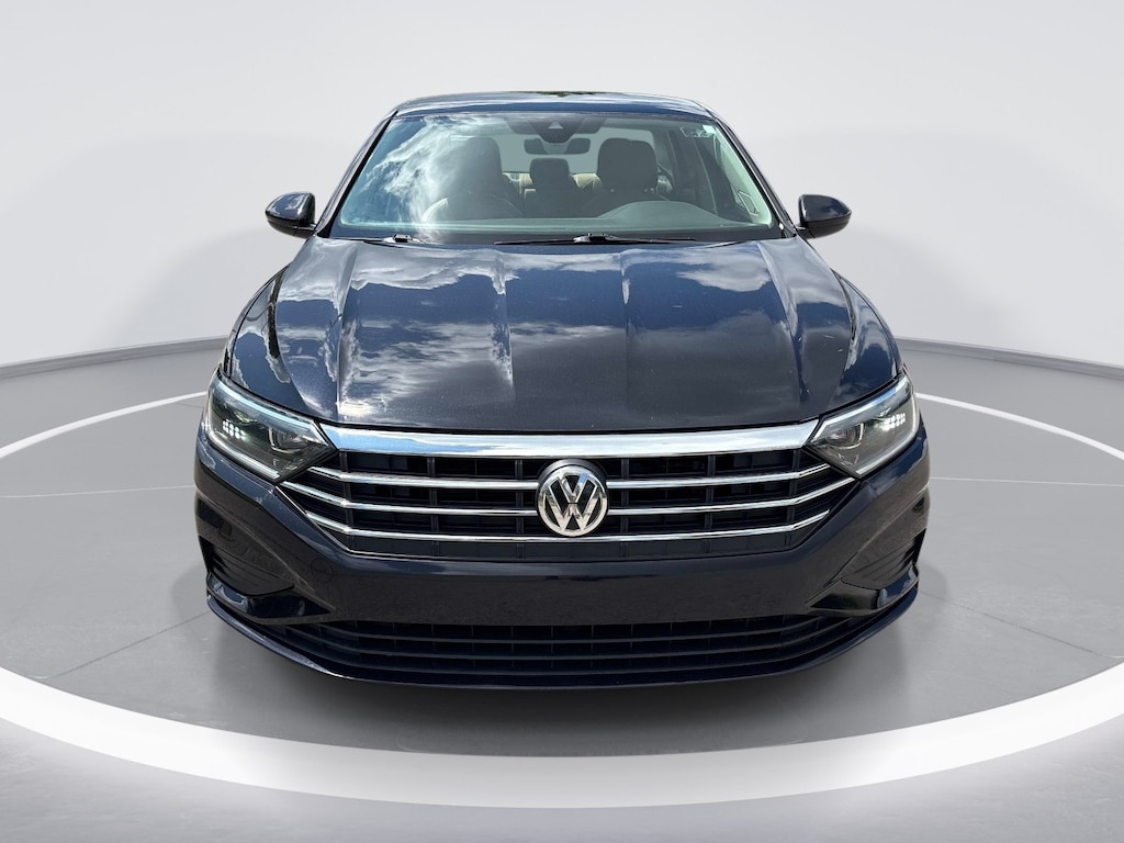Used 2019 Volkswagen Jetta SEL Sedan