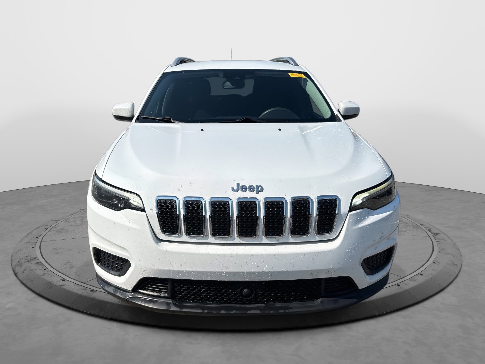 2021 Jeep Cherokee Latitude photo 2