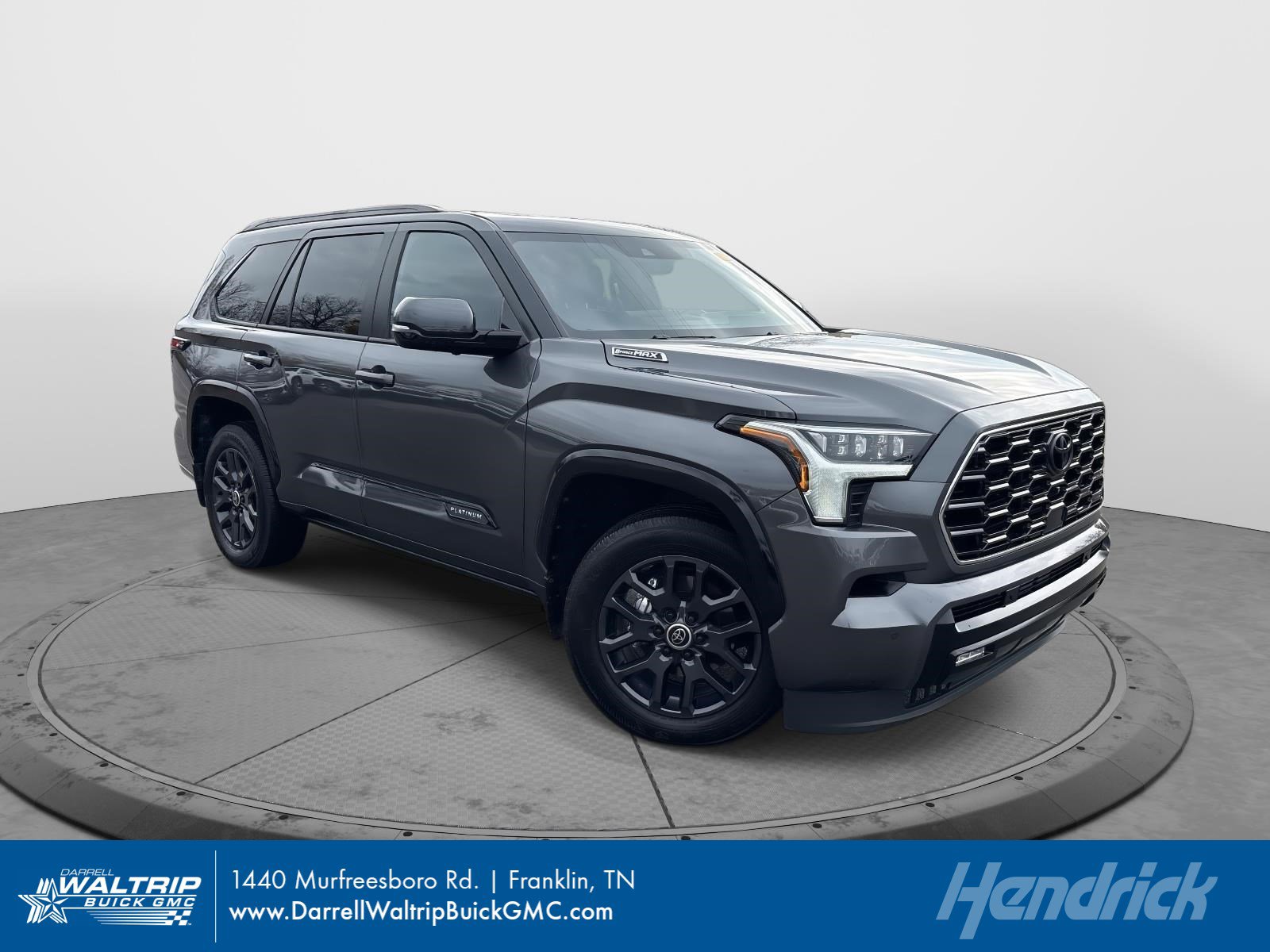 2024 Toyota Sequoia Platinum's photo