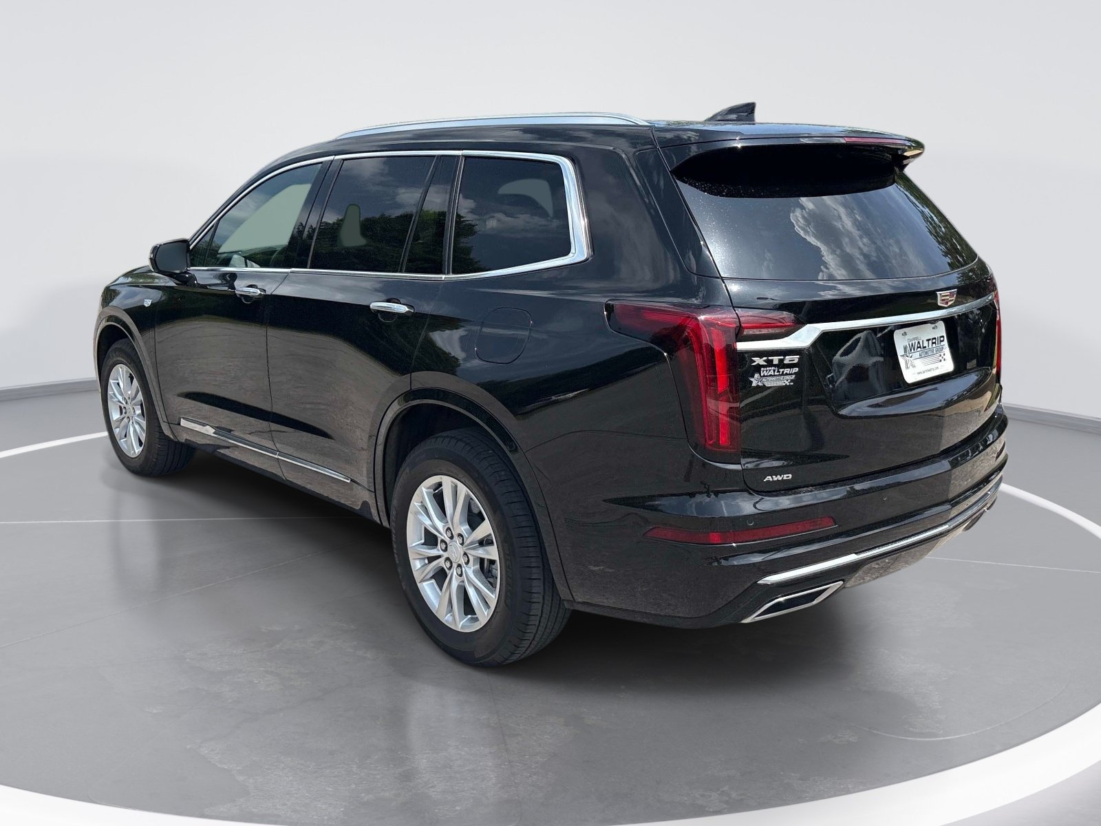 2025 CADILLAC XT6 Luxury