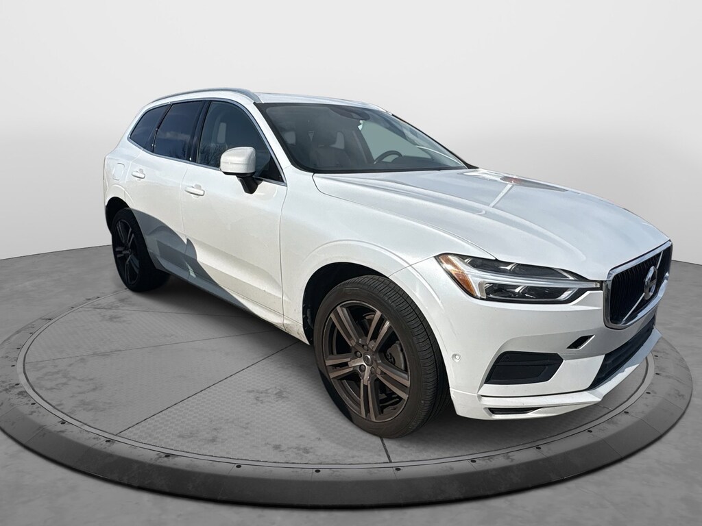 Used 2018 Volvo XC60 T6 Momentum SUV