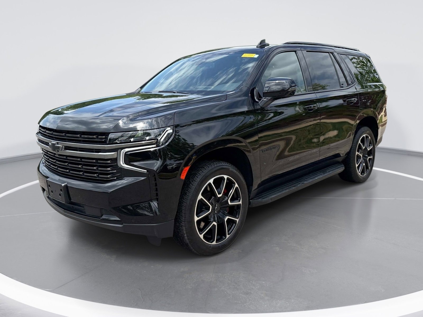 2022 Chevrolet Tahoe RST photo 2