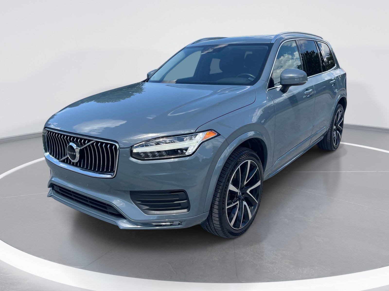 2020 Volvo XC90 T6 Momentum 7 Passenger