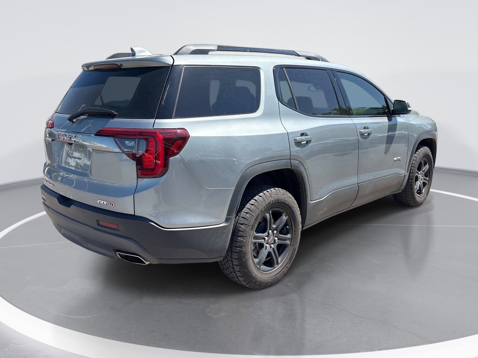 2023 GMC Acadia AT4 photo 6