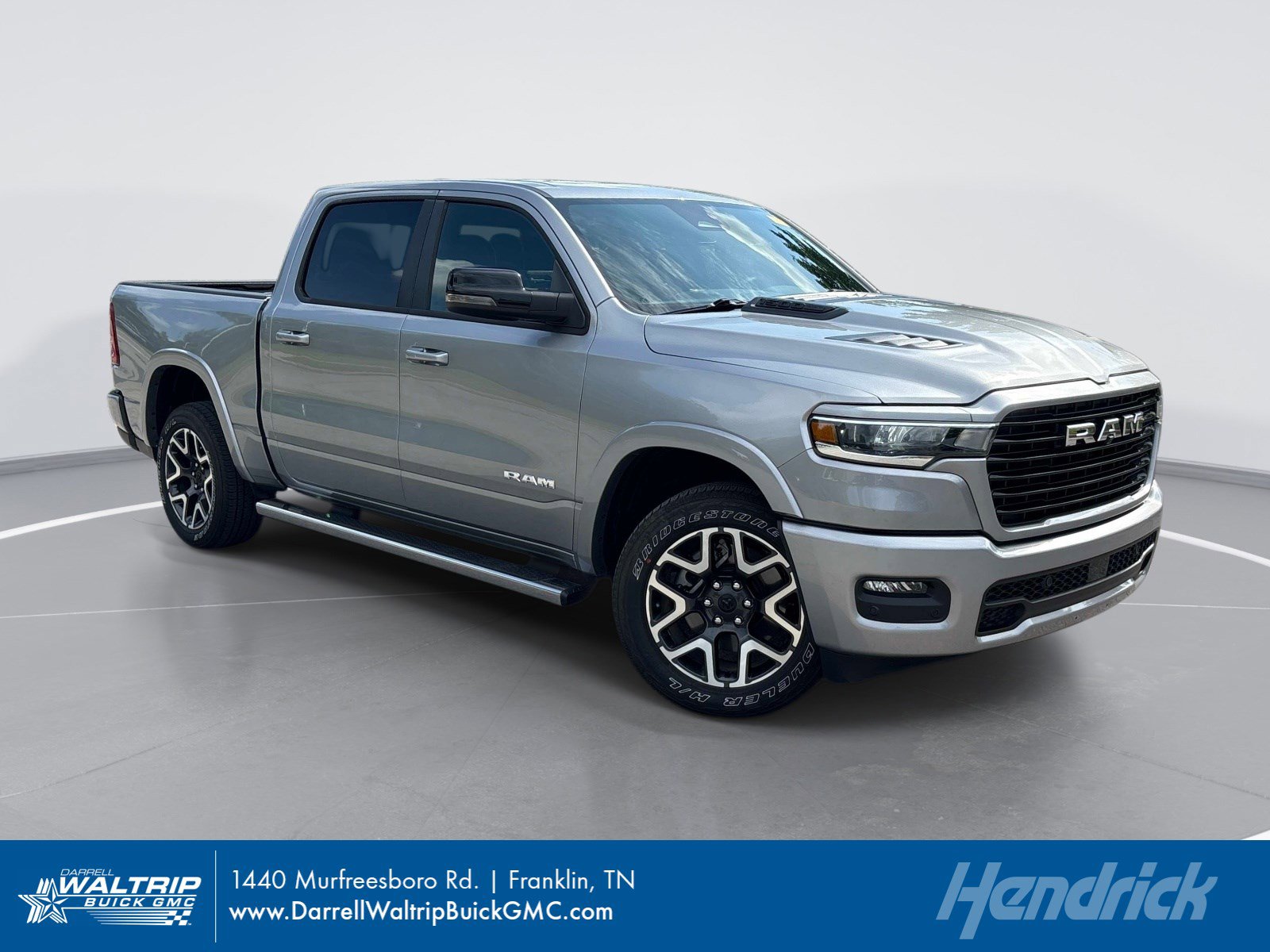 2025 RAM 1500 Laramie 4x4 Crew Cab 5'7's photo