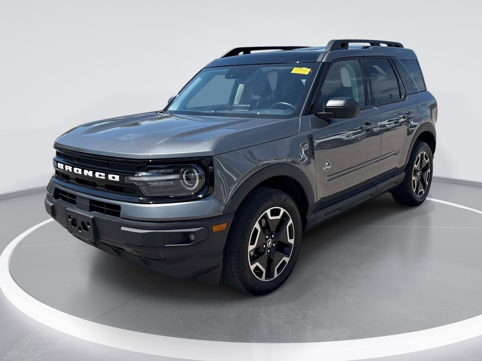 2023 Ford Bronco Sport Outer Banks photo 2