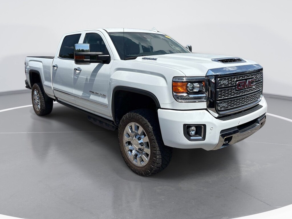 Used 2019 GMC Sierra 2500 HD Denali Truck Crew Cab