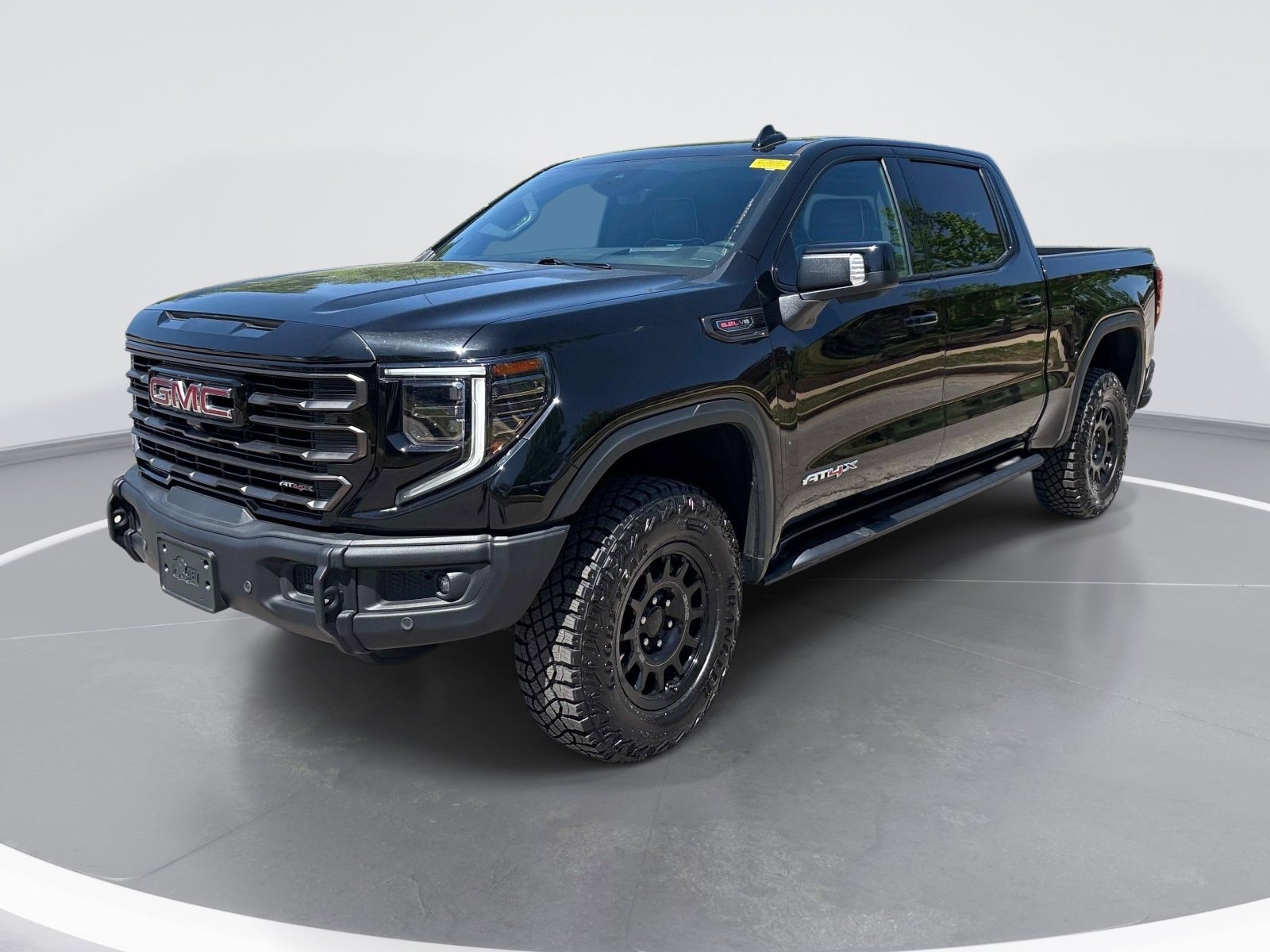 2023 GMC Sierra 1500 AT4X photo 2