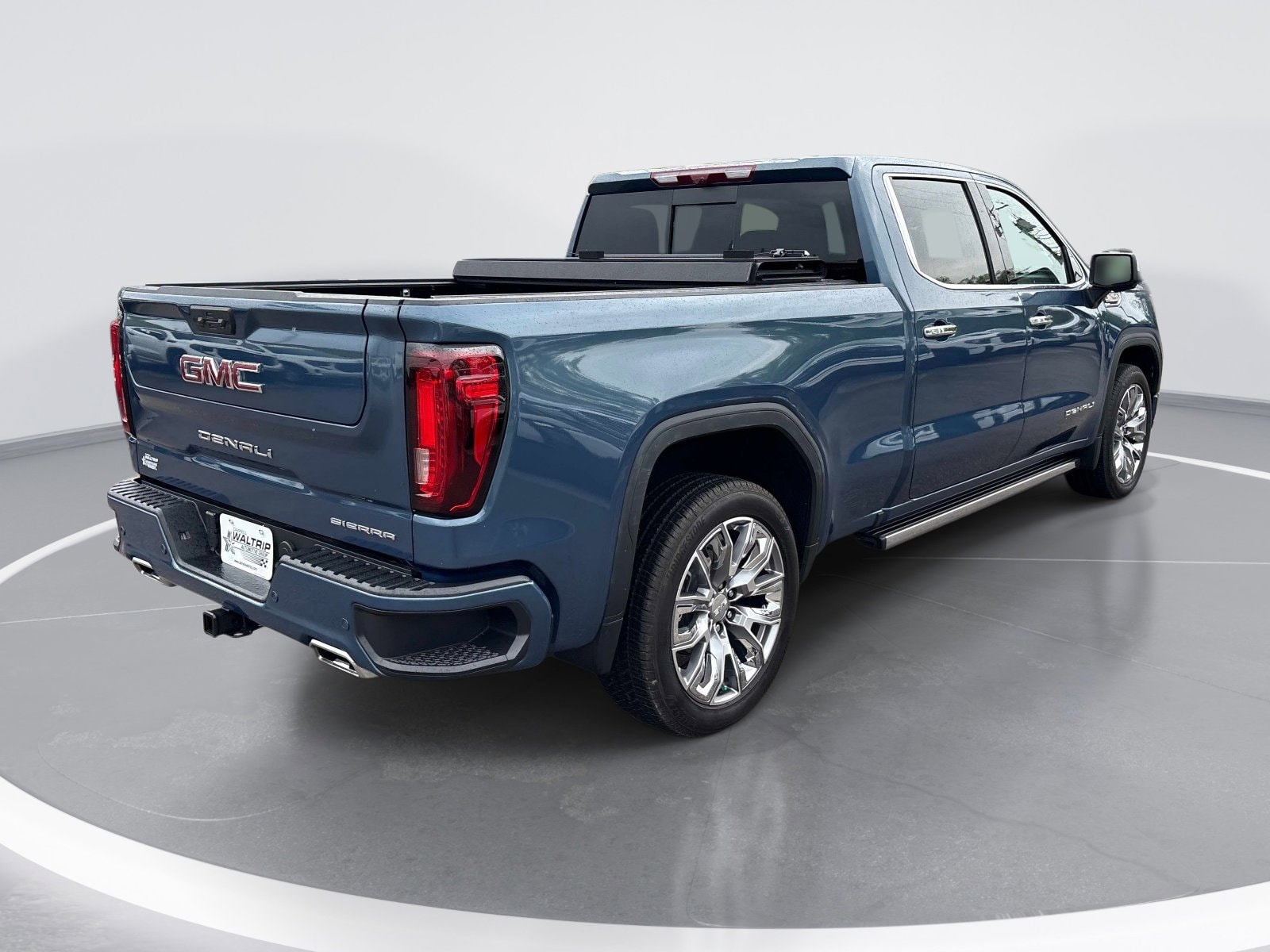 2025 GMC Sierra 1500 Denali photo 6