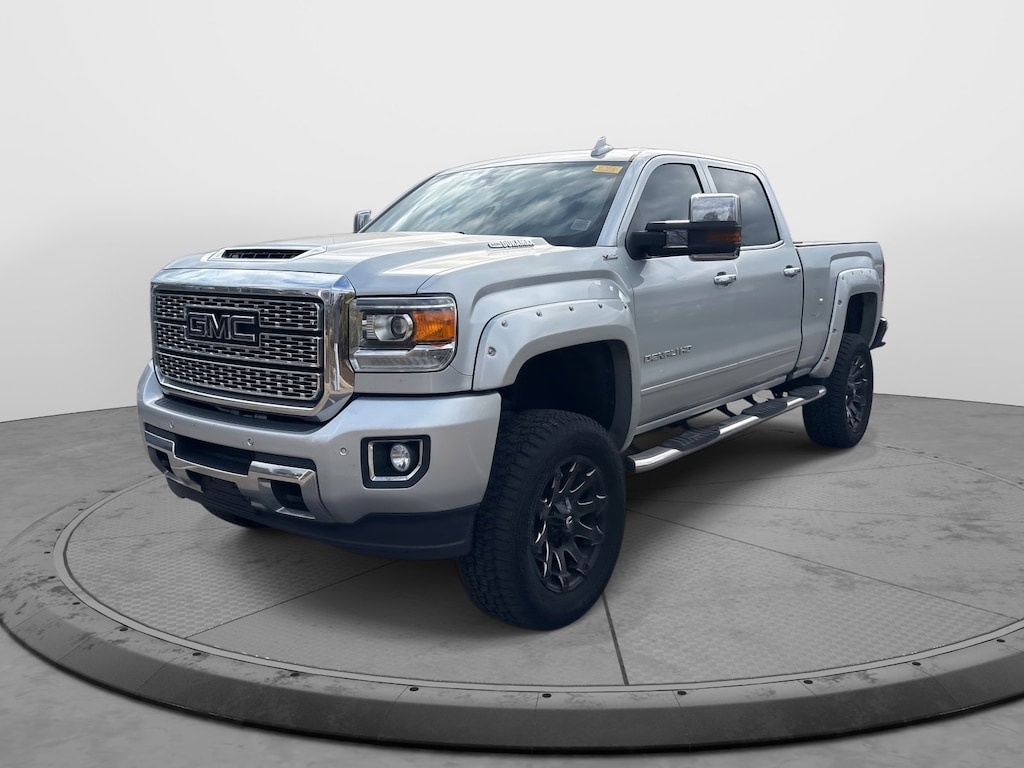 Used 2018 GMC Sierra 2500 HD Denali Truck Crew Cab