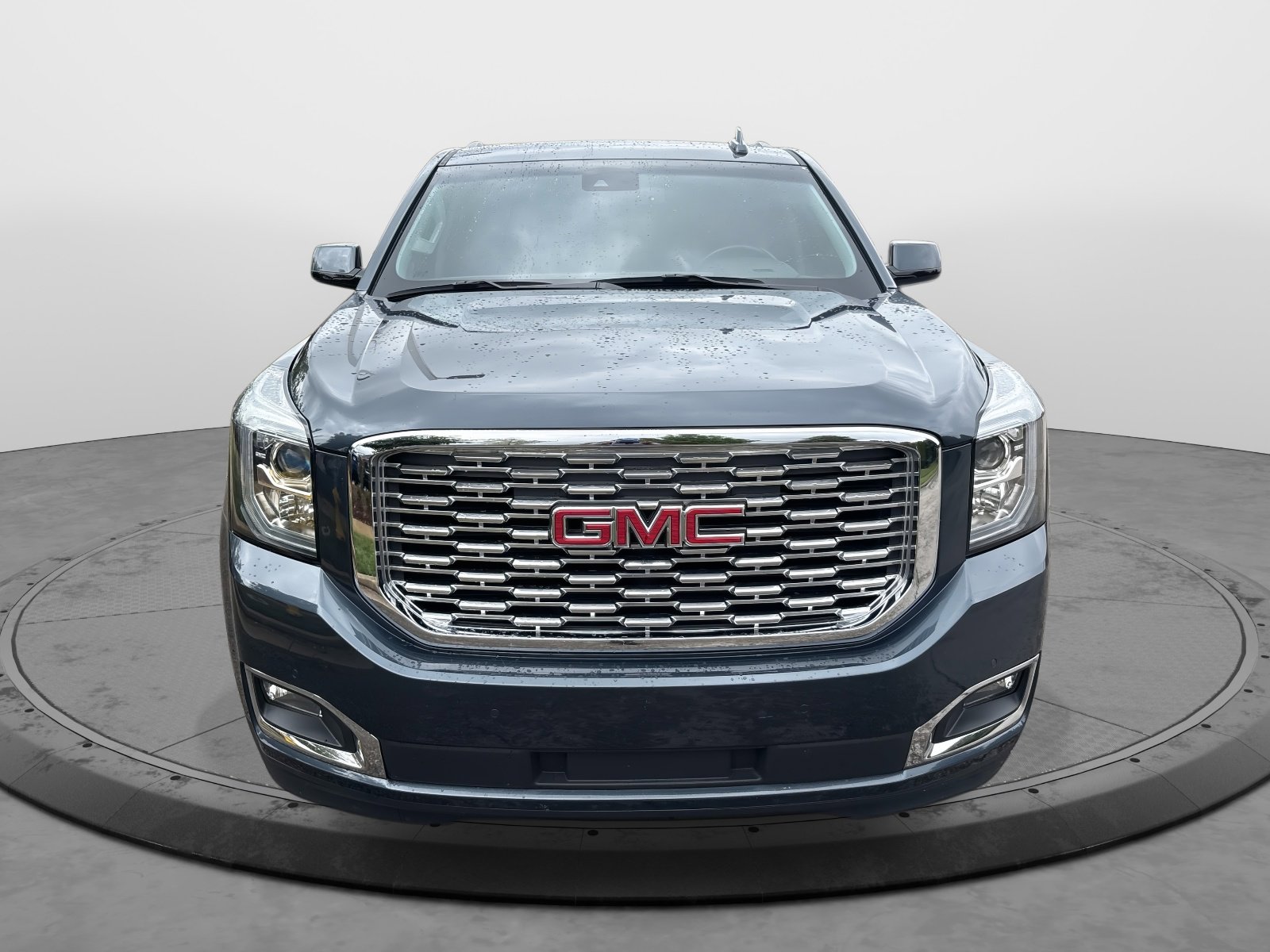 2019 Gmc Yukon XL SLT photo 2