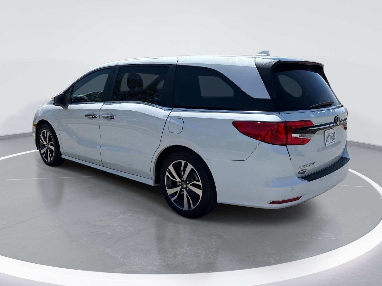 2021 Honda Odyssey Touring photo 5