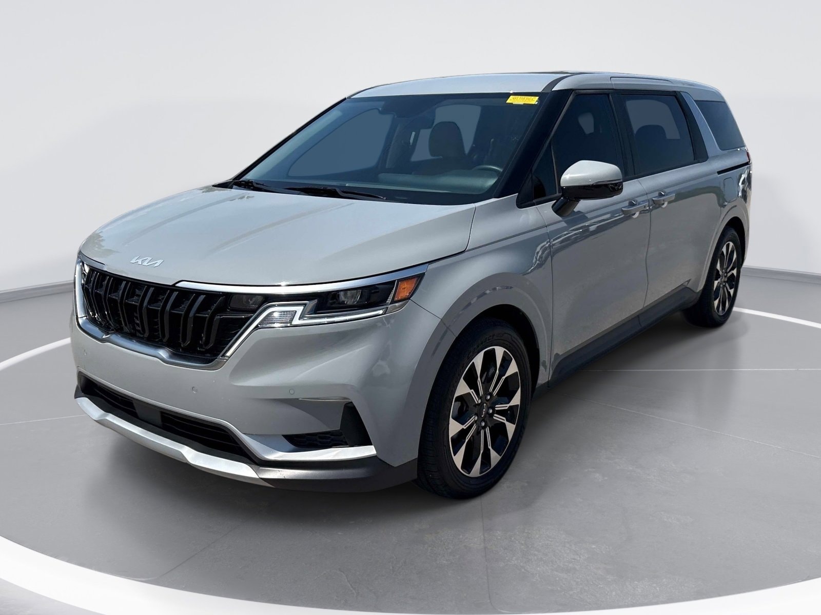 Kia Carnival MPV EX