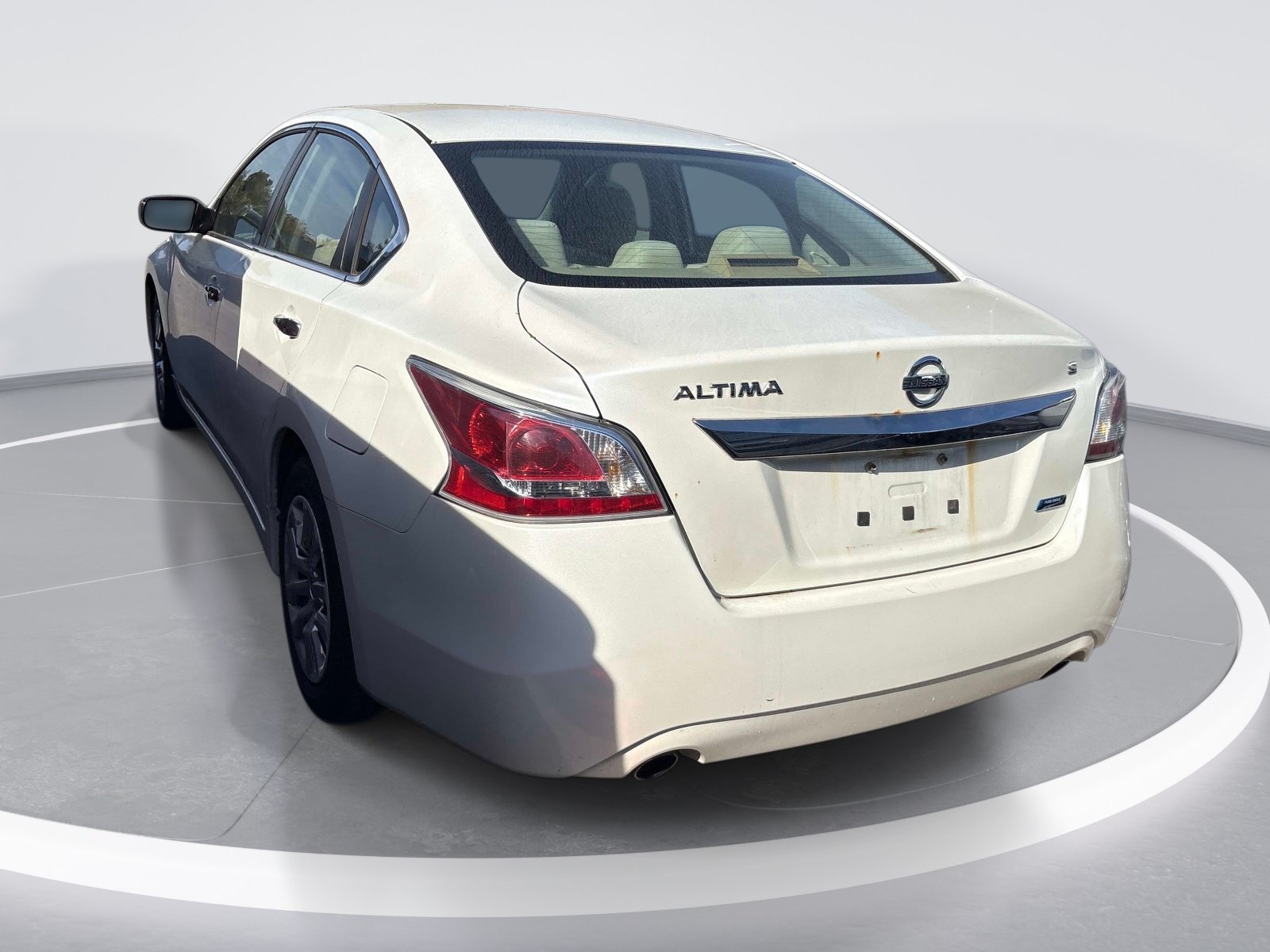 Used 2014 Nissan Altima 2.5 Sedan