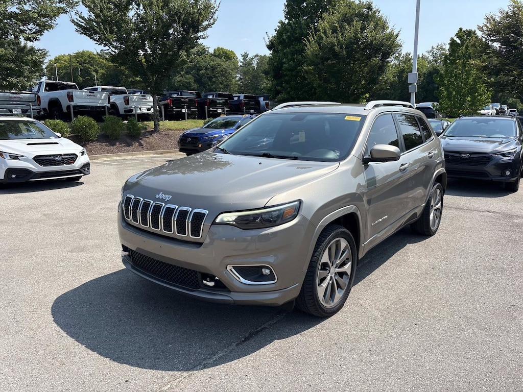 Used 2019 Jeep Cherokee Overland FWD SUV