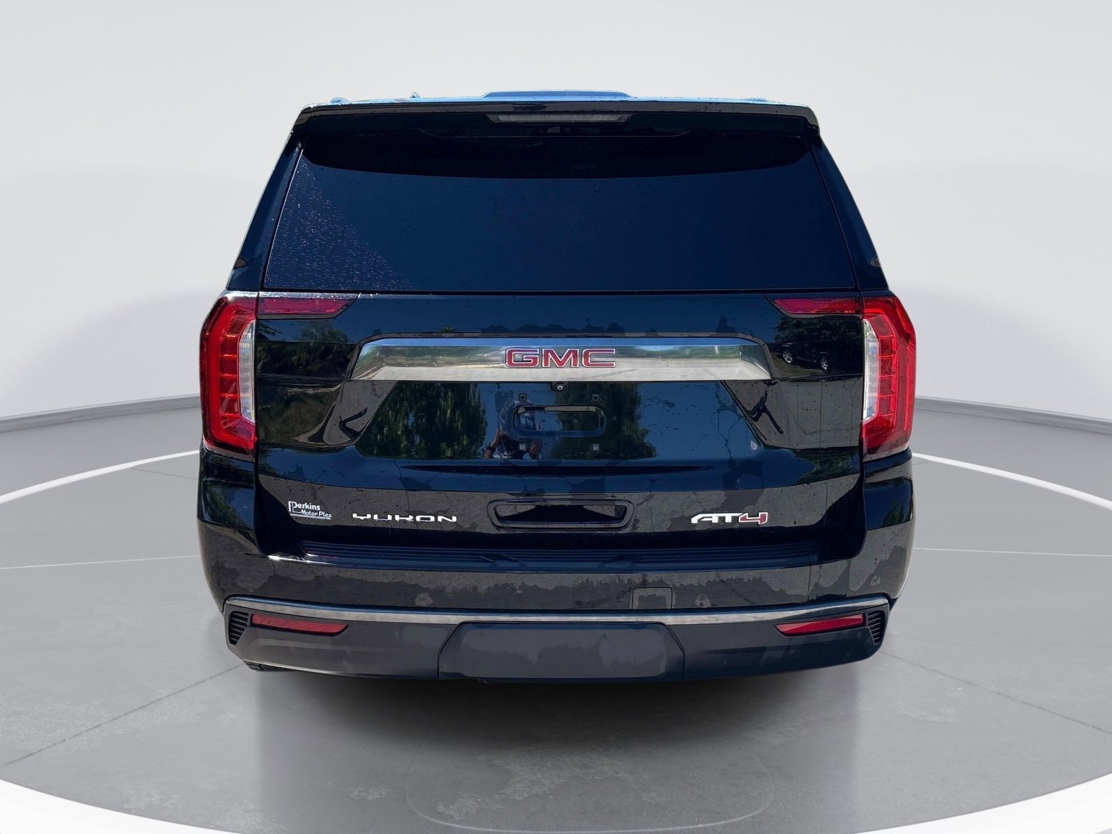 2021 GMC Yukon AT4 photo 5