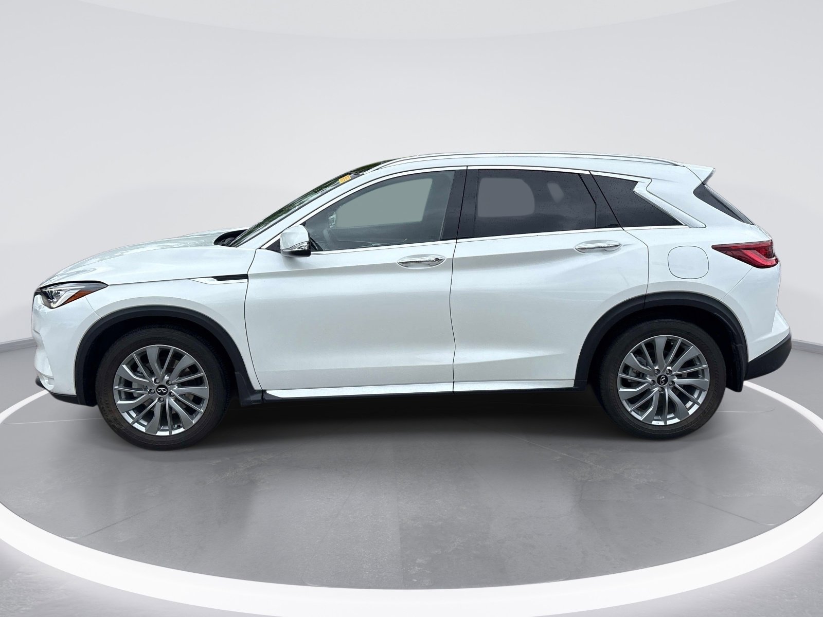 INFINITI QX50 Luxe AWD