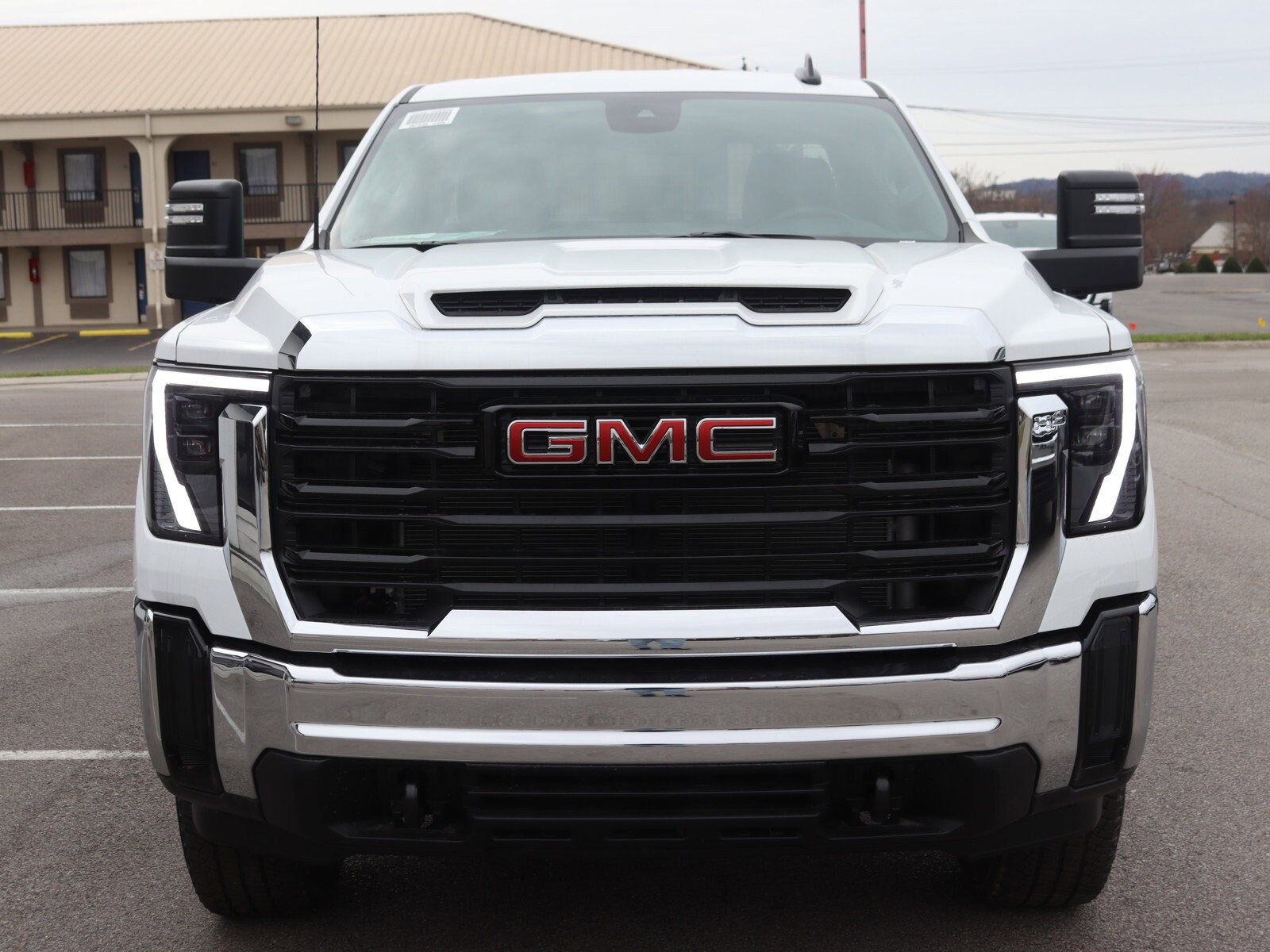 2025 Gmc Sierra 3500 HD Pro photo 3