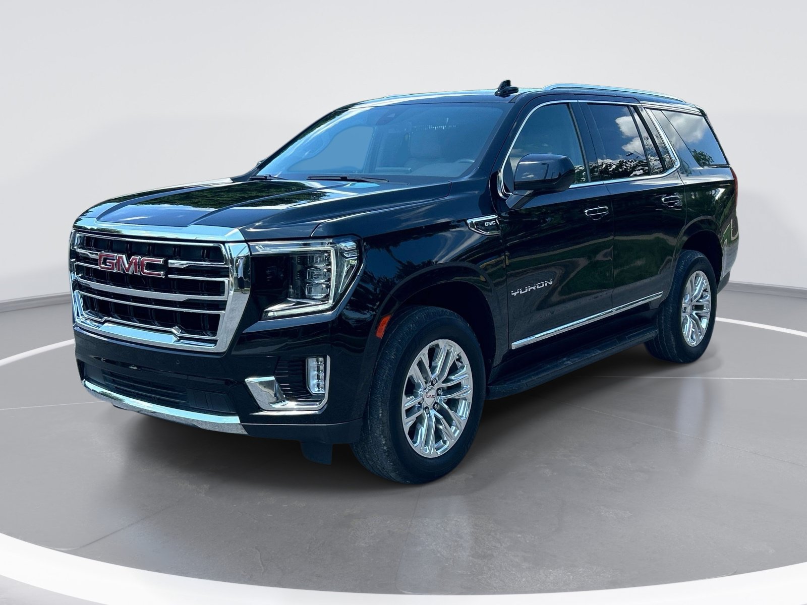 Used 2021 GMC Yukon SLT SUV