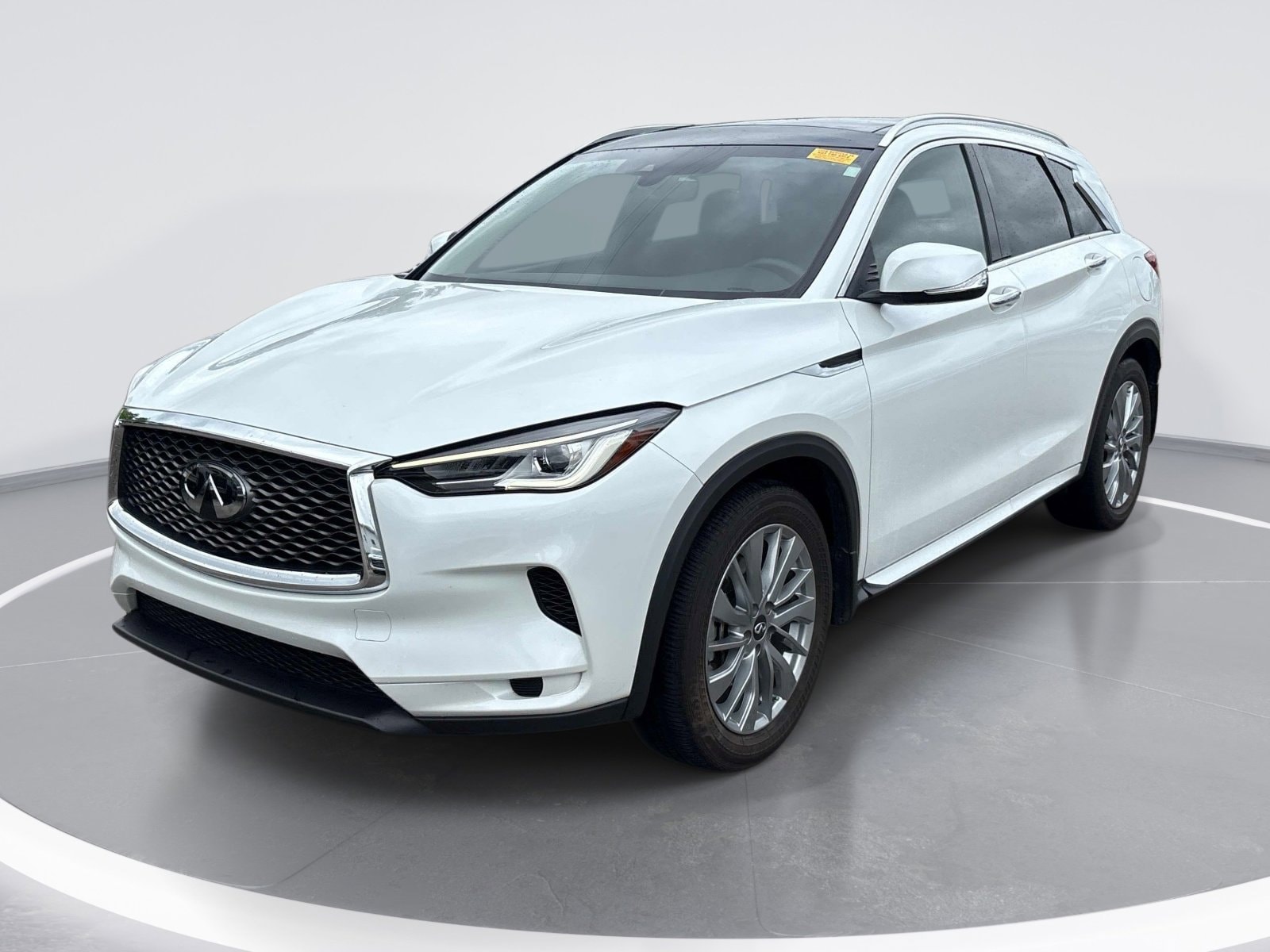 INFINITI QX50 Luxe AWD