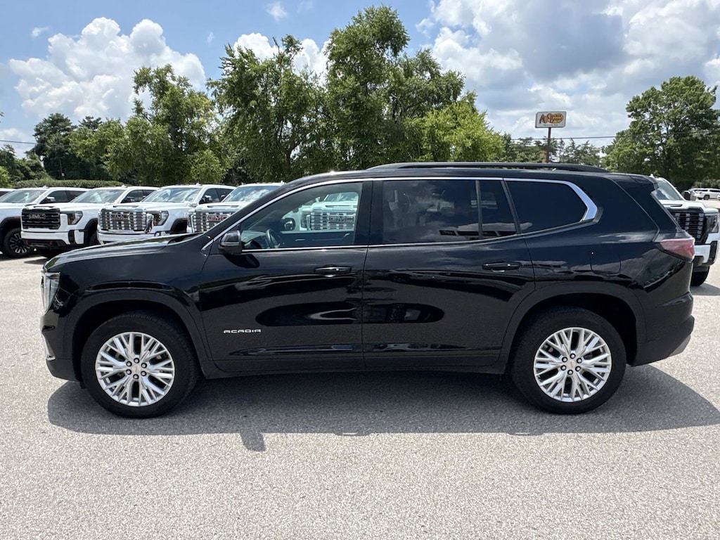 Used 2026 GMC Acadia Elevation SUV