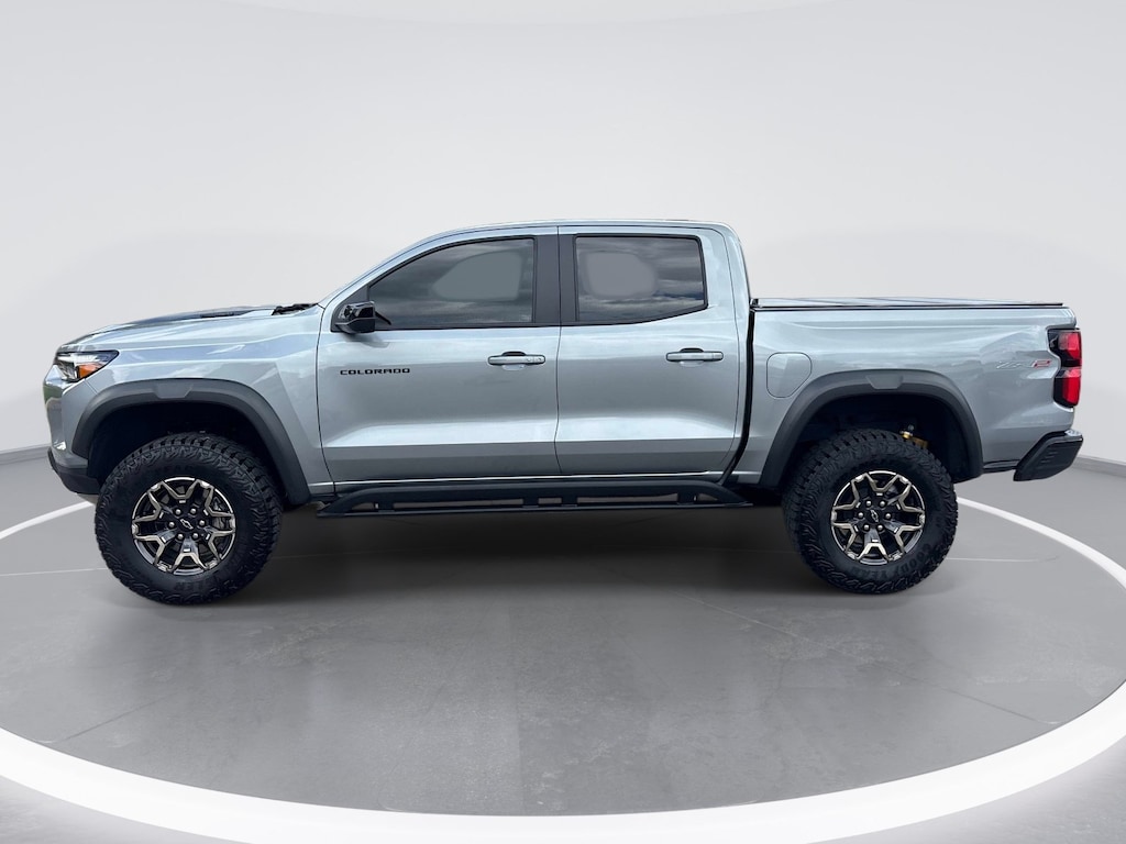 Used 2025 Chevrolet Colorado ZR2 Truck Crew Cab
