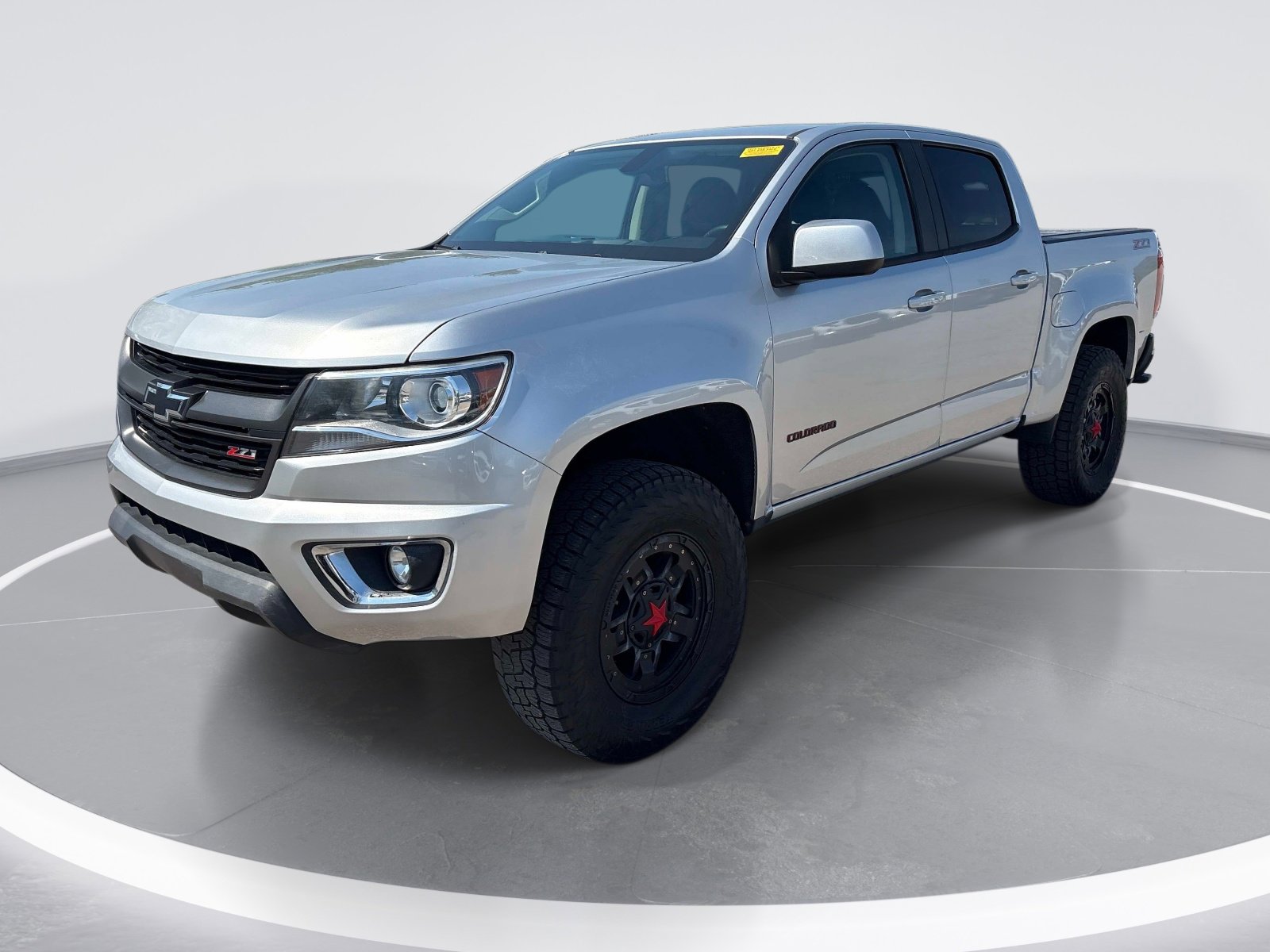 2016 Chevrolet Colorado 2WD Z71 photo 2