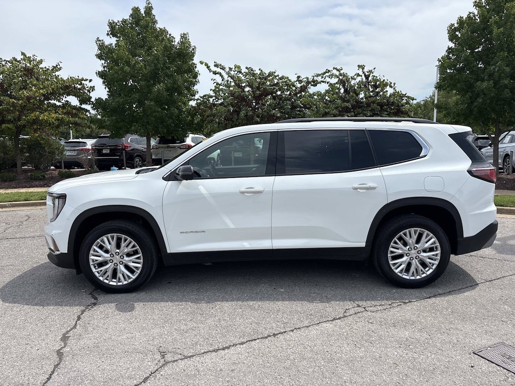 Used 2026 GMC Acadia Elevation SUV