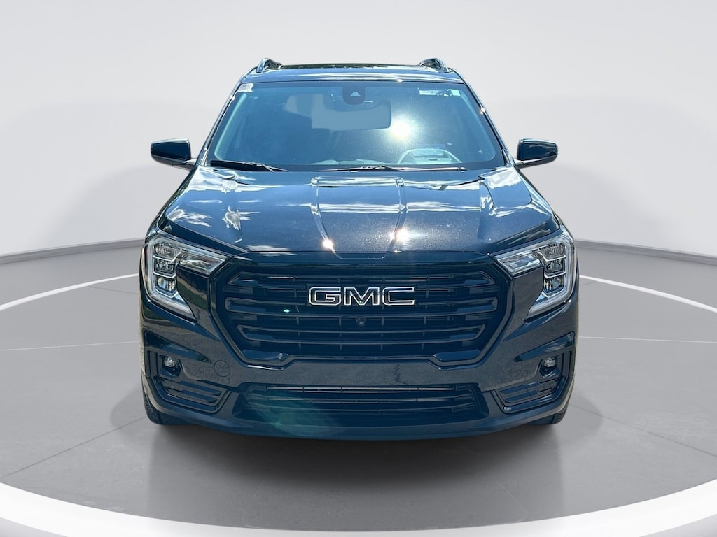 Used 2023 GMC Terrain SLT SUV