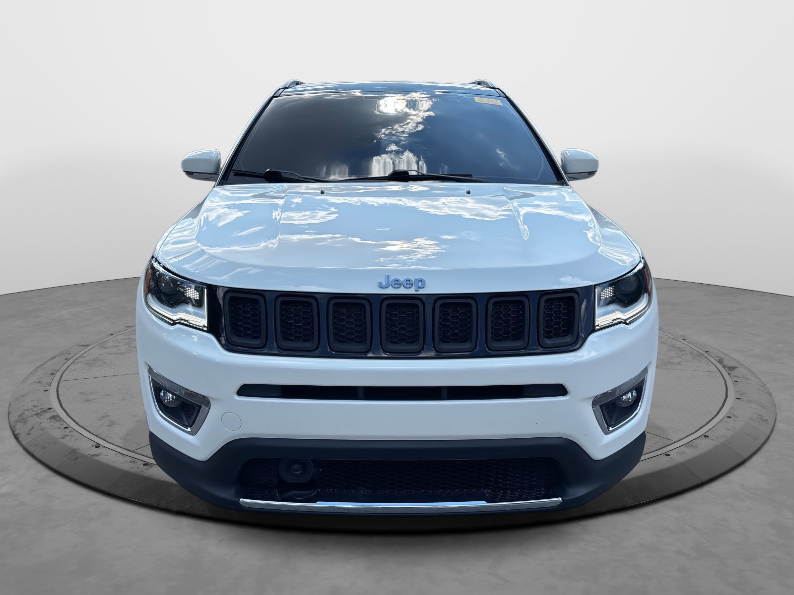 2018 Jeep Compass Limited photo 2