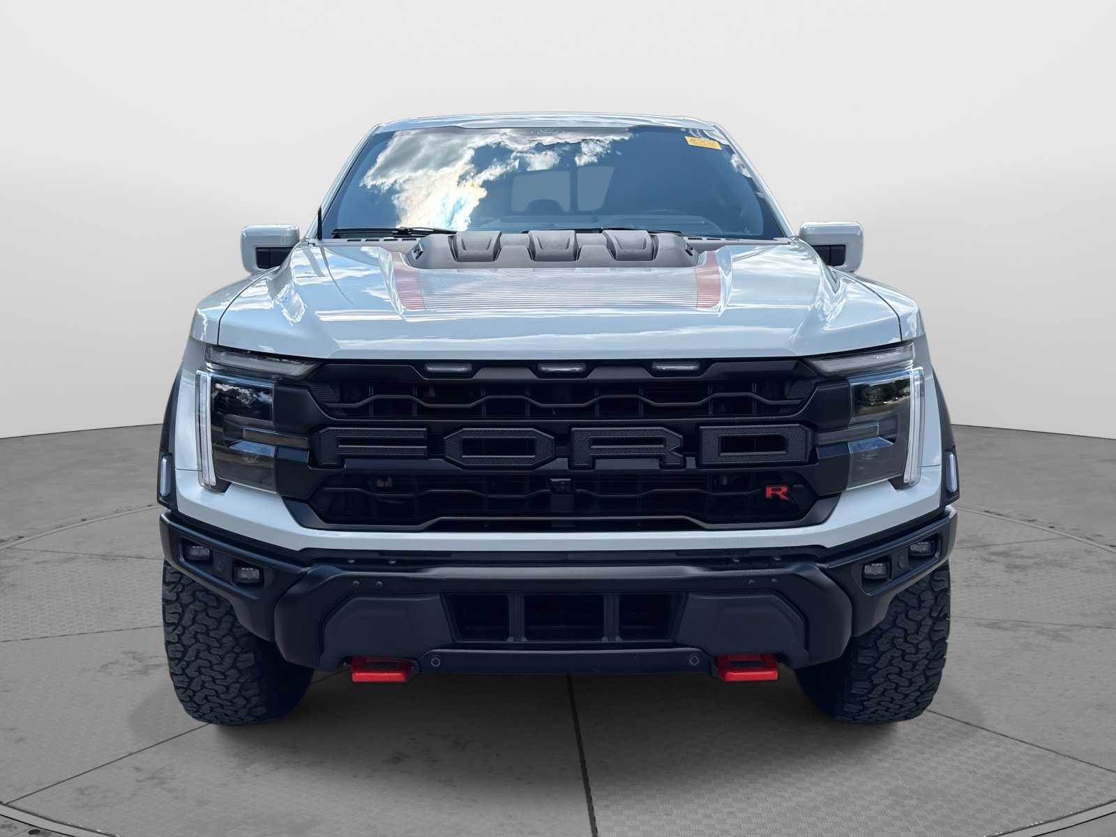 2024 Ford F-150 Raptor photo 2