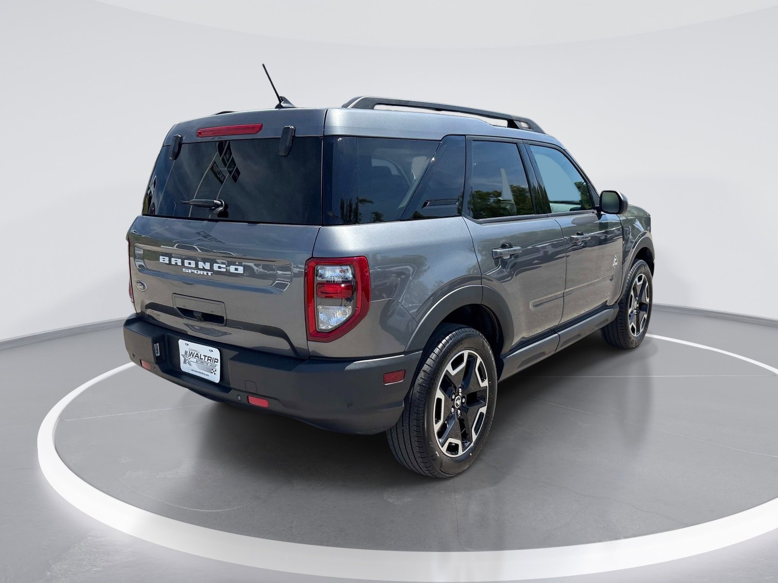2023 Ford Bronco Sport Outer Banks photo 3