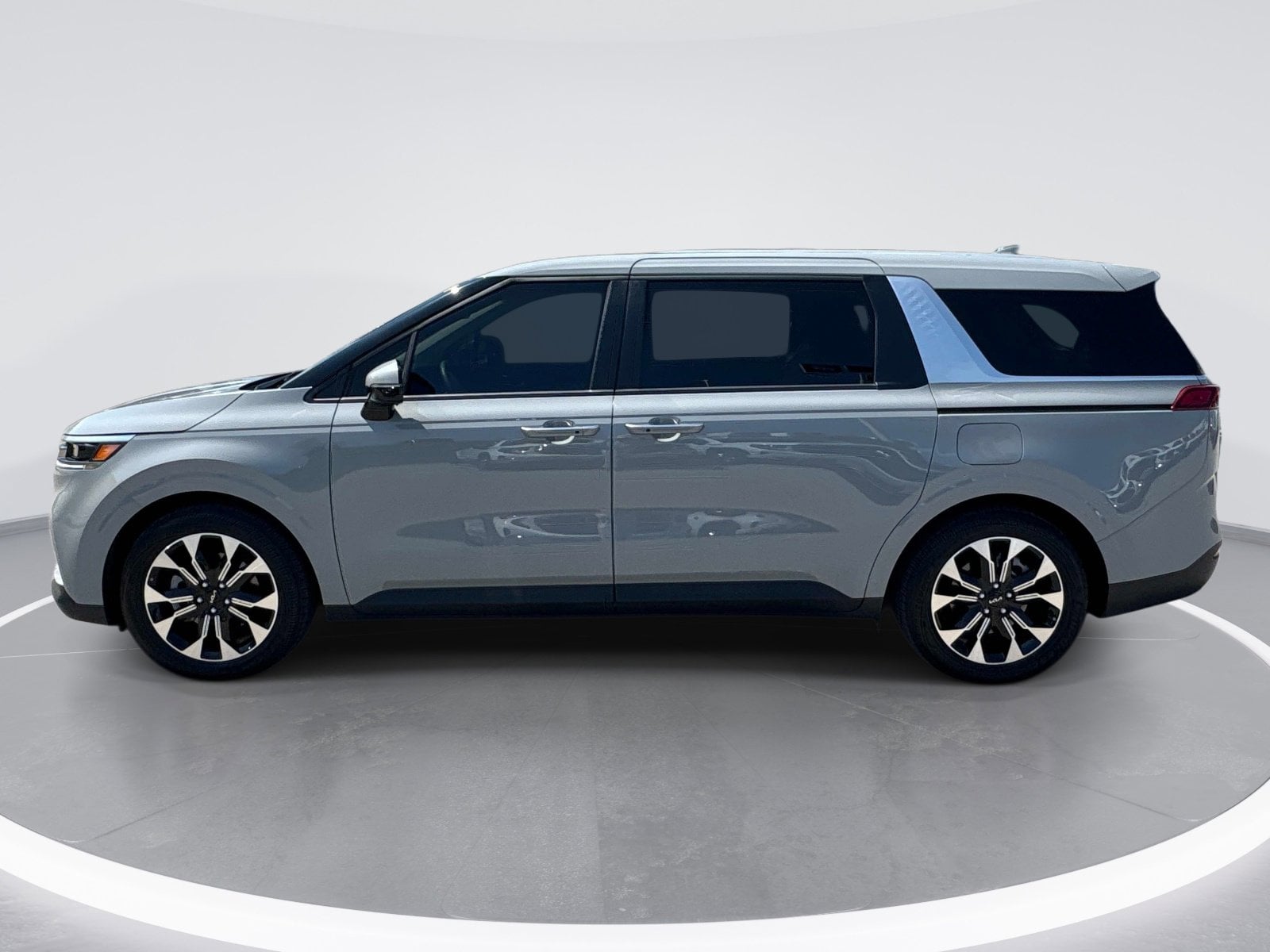 Kia Carnival MPV EX