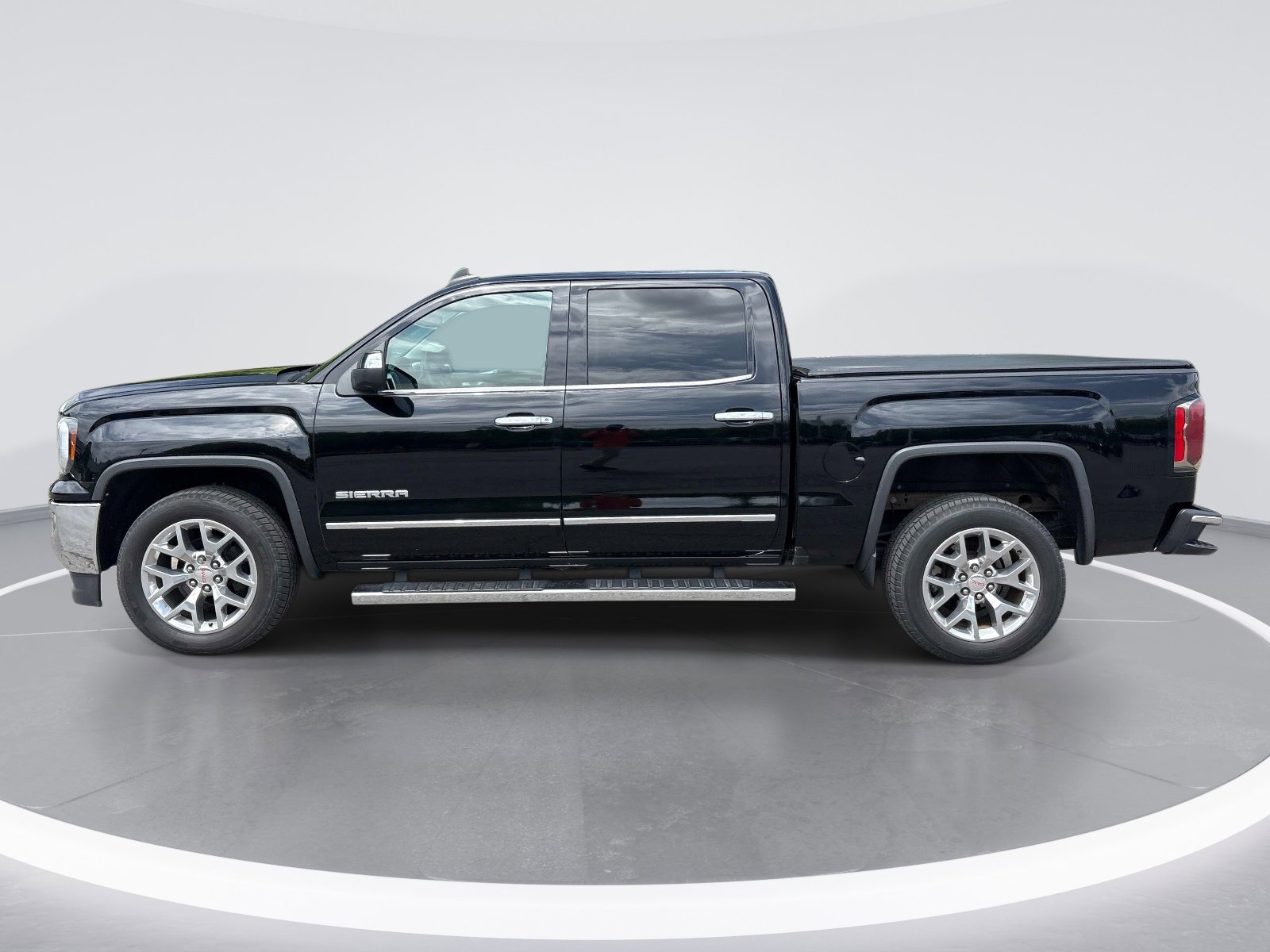 2018 GMC Sierra 1500 SLT photo 4