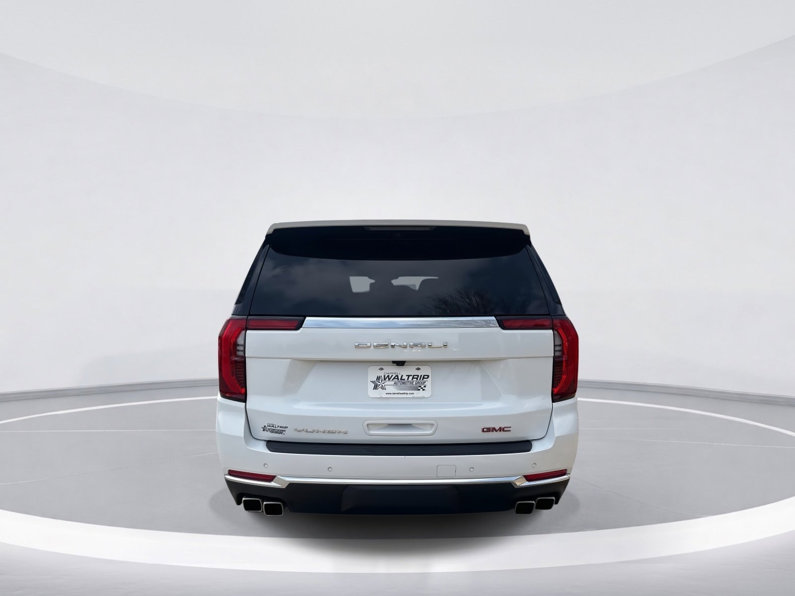 2025 GMC Yukon Denali photo 6